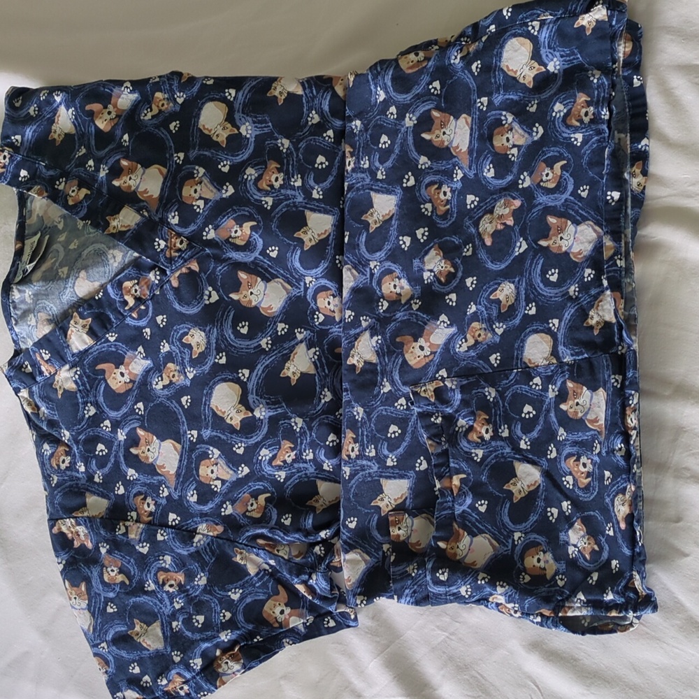 Women's scrub top